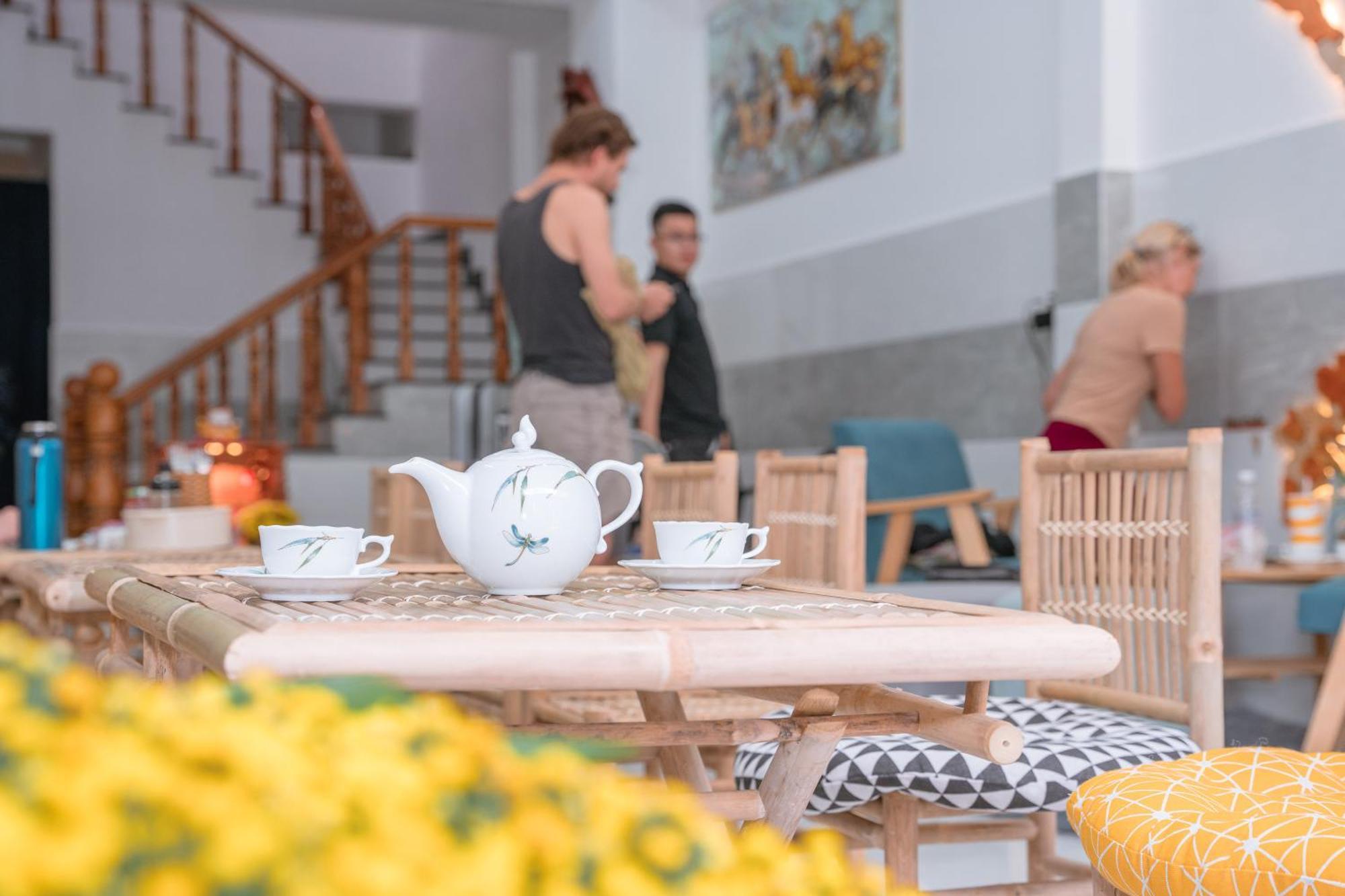 Aloha Saigon Premium Hostel By Local Travel Experts - Newly Opened, Less-Touristy Location, Spacious Rooms, Glass Shower Bathroom, Free Breakfast & Walking Tour Хошимин Екстериор снимка