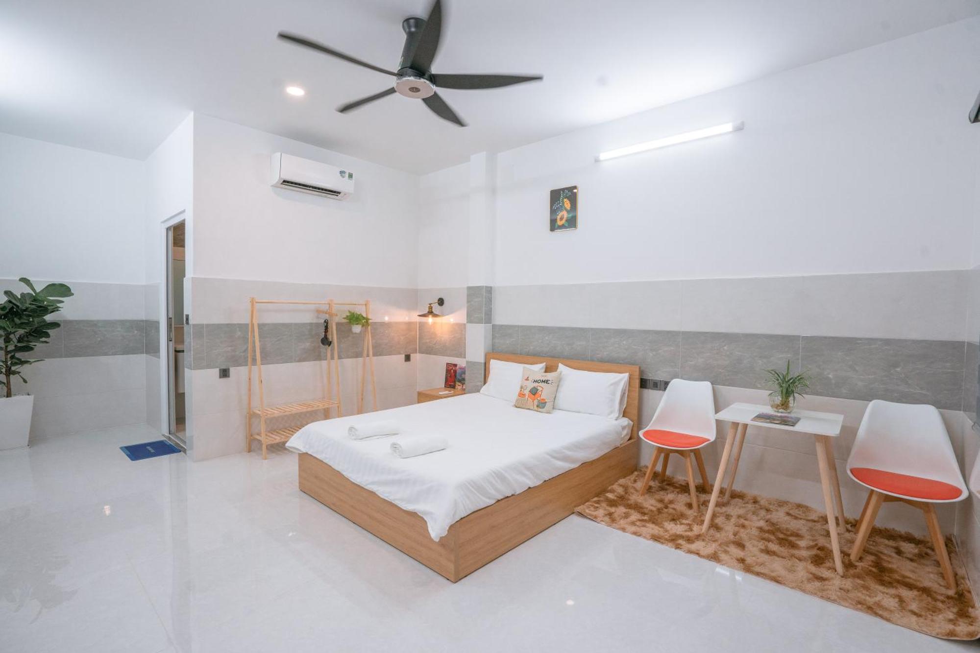 Aloha Saigon Premium Hostel By Local Travel Experts - Newly Opened, Less-Touristy Location, Spacious Rooms, Glass Shower Bathroom, Free Breakfast & Walking Tour Хошимин Екстериор снимка