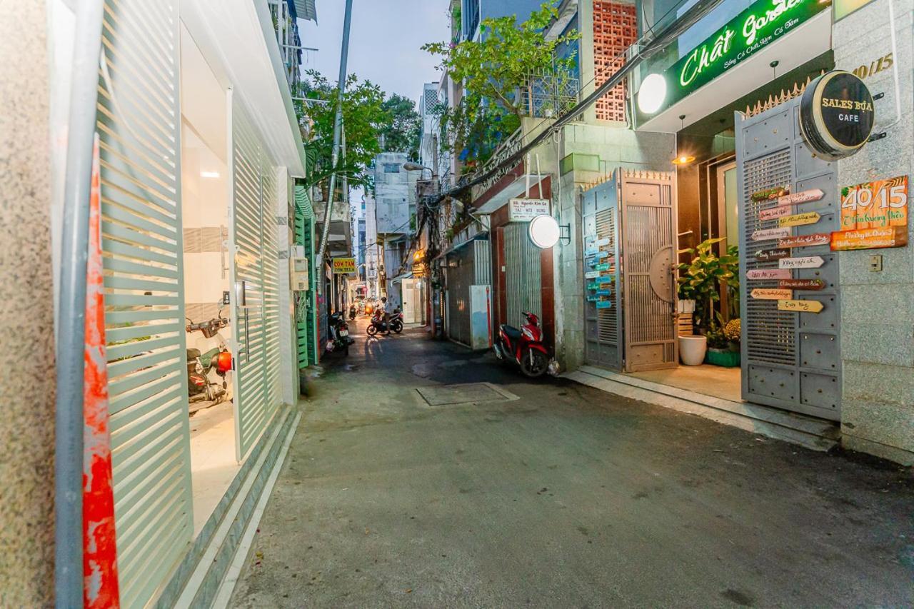 Aloha Saigon Premium Hostel By Local Travel Experts - Newly Opened, Less-Touristy Location, Spacious Rooms, Glass Shower Bathroom, Free Breakfast & Walking Tour Хошимин Екстериор снимка