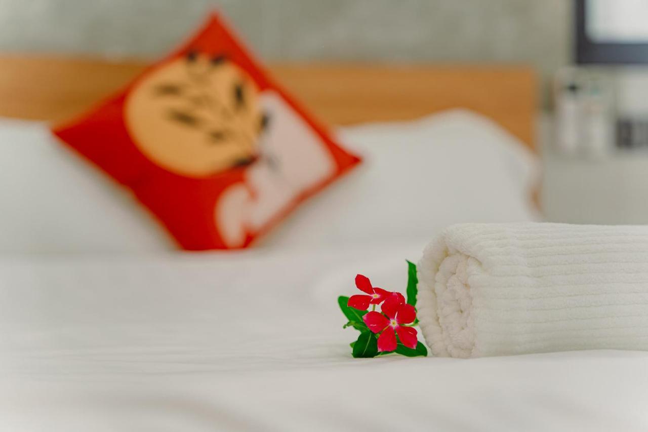 Aloha Saigon Premium Hostel By Local Travel Experts - Newly Opened, Less-Touristy Location, Spacious Rooms, Glass Shower Bathroom, Free Breakfast & Walking Tour Хошимин Екстериор снимка