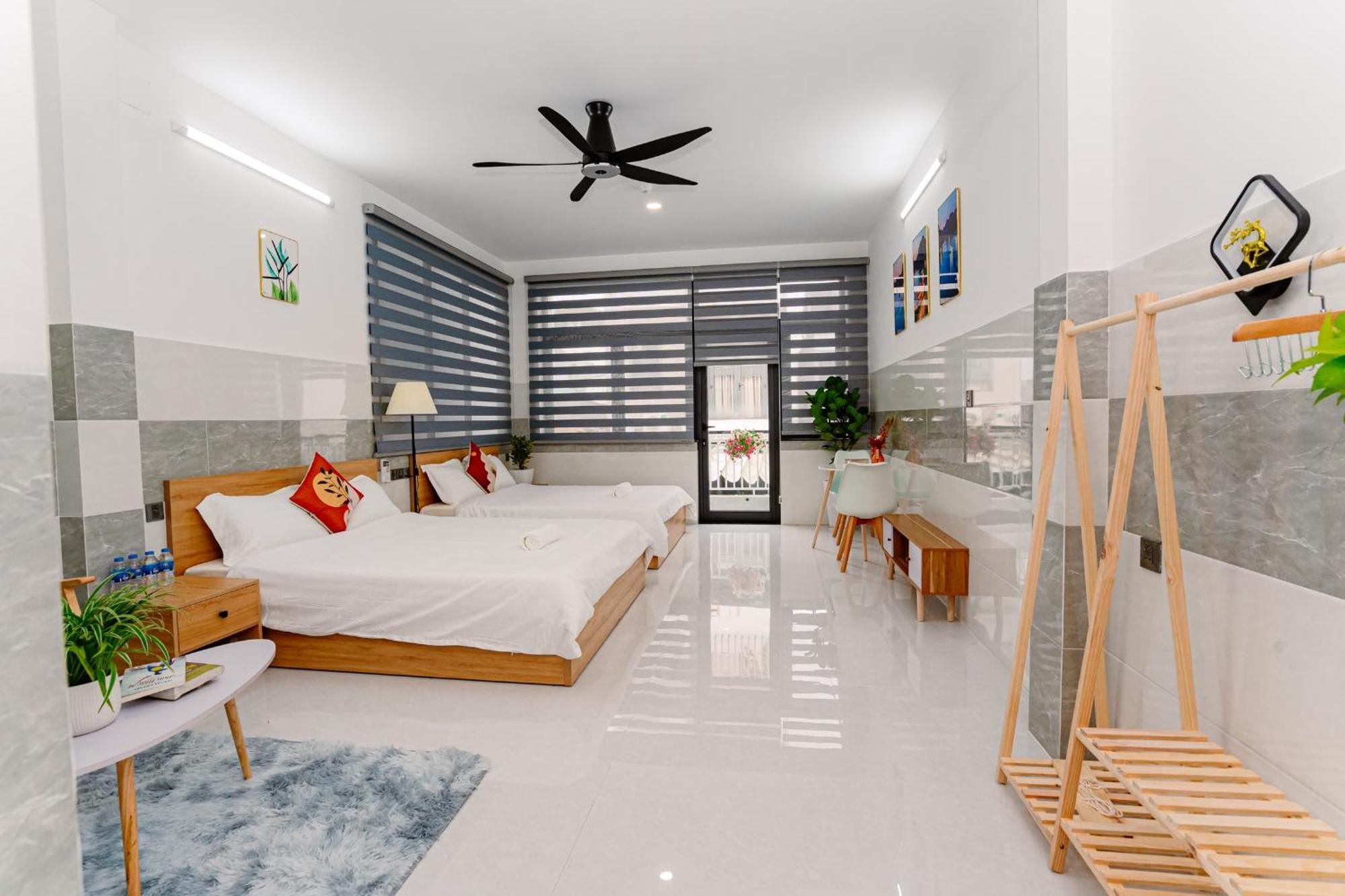 Aloha Saigon Premium Hostel By Local Travel Experts - Newly Opened, Less-Touristy Location, Spacious Rooms, Glass Shower Bathroom, Free Breakfast & Walking Tour Хошимин Екстериор снимка